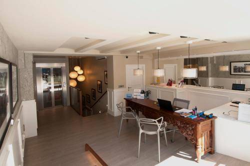 Serennia Exclusive Rooms, Barcelona